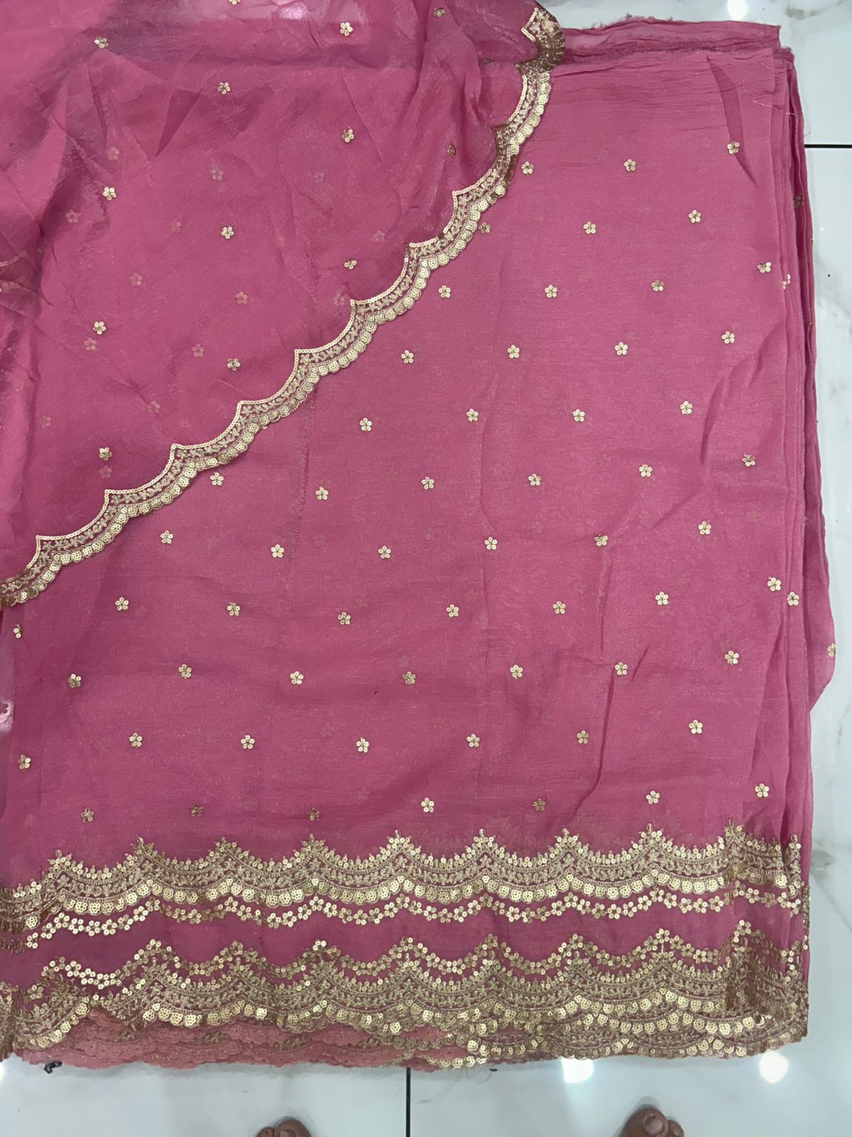 Gulabi Shahi – Embroidered Kurta Pant & Dupatta Set Fabric